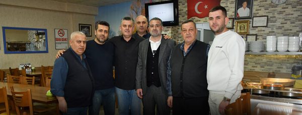 Cumhur İttifakı Menderes Belediye Başkan Adayı Sinan Akdeniz Esnaf ve Vatandaşlarla Buluşmaya Devam Ediyor