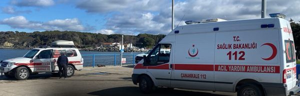 Çanakkale’de Lastik Bot Alabora Oldu: Sahil Güvenlik Ekipleri Düzensiz Göçmenleri Kurtarmak İçin Seferber oldu