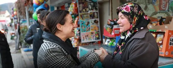 CHP Adayı Filiz Ceritoğlu Sengel’den Yerel Seçim Öncesi Vatandaşlarla Buluşma ve Ata Meydanı Açılışı Heyecanı