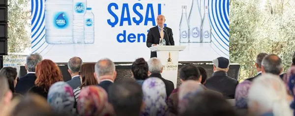 İzmir’de Şaşal Su Fabrikası Açıldı!