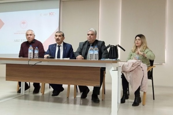 Bursa’nın üç ilçesinde üreticilere ‘sözleşmeli tarım’ bilgilendirmesi