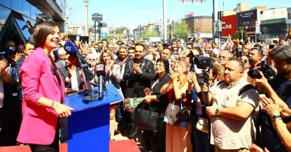Karabağlar Belediyesi’nde Devir Teslim Töreni Coşkuyla Gerçekleşti
