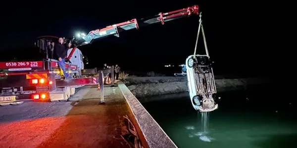 Dalaman’da Otomobil Suya Uçtu, 2 Kişi Hayatını Kaybetti