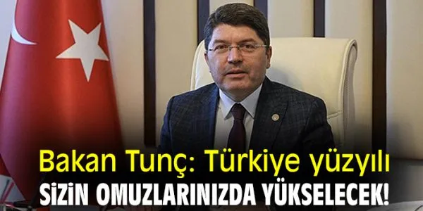 Adalet Bakanı Tunç’tan Öğrencilere Sürpriz Ziyaret