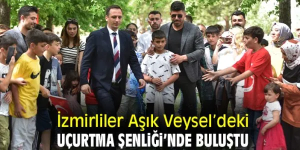 İzmir’de Rengarenk Uçurtma Şenliği!