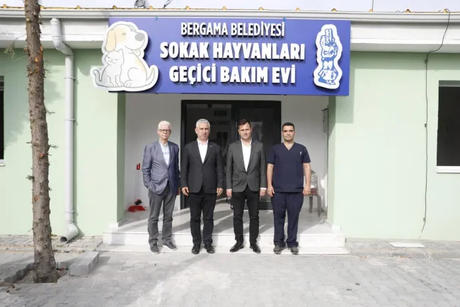 Bergama Belediye Başkanı Dünya Veteriner Hekimler Günü’nde Hayvan Bakımevi ve Pazarını Ziyaret Etti