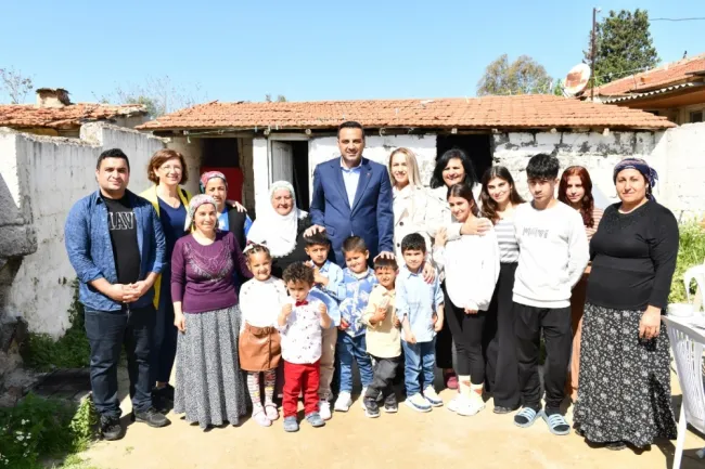 Çiğli Belediye Başkanı Onur Emrah Yıldız; “Bir çocuğun, bir annenin gülüşüdür bayram”