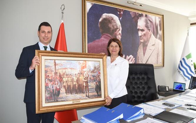 FOÇA BELEDİYE BAŞKANI SANİYE BORA FIÇI, MUHTARLARLA BULUŞTU