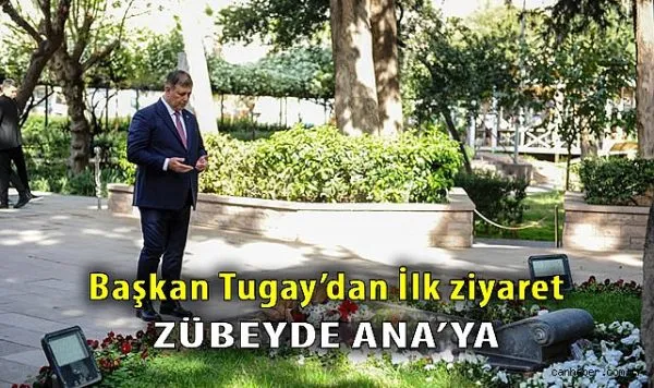 İzmir Büyükşehir Belediye Başkanı Tugay, Zübeyde Hanım’ın Anıt Mezarını Ziyaret Etti