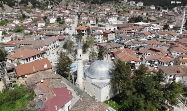 Yavuz Sultan Selim’in Veziri tarafından yaptırılan 508 yıllık Kurşunlu Cami