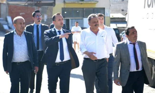 Bornova’da ihtiyaçlar yerinde tespit ediliyor