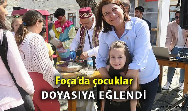 Foça’da Renkli Buluşma: Çocuklar ve Belediye Başkanı Eğlendi!