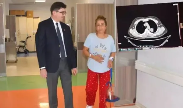 Ev Kadınına Akciğer Kanseri Teşhisi Şoku!