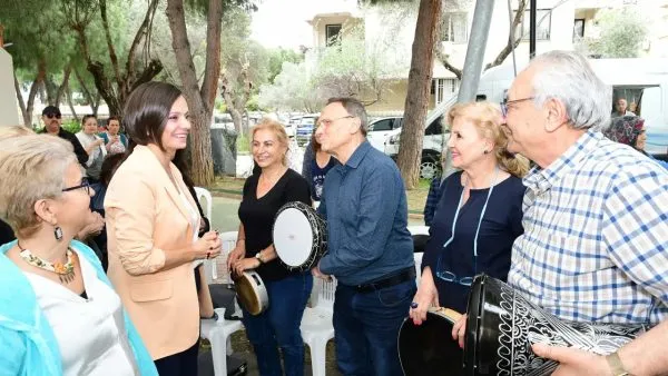 Karabağlar Sağlıklı Yaşlanıyor: Başkan Kınay YAŞAM’ın Çınarlarıyla Buluştu