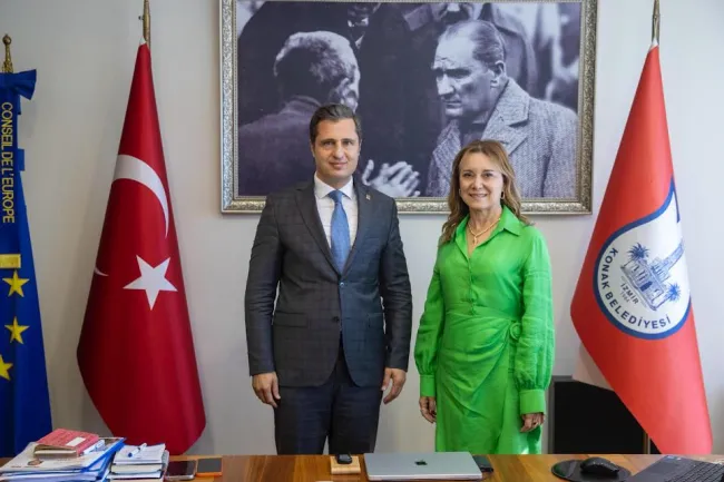 Deniz Yücel’den Başkan Mutlu’ya tebrik ziyareti