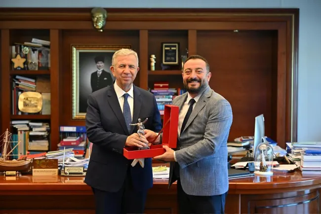 Başkan Turan,  Ankara Büyükşehir Belediye Başkanı  Mansur Yavaş’ı ziyaret etti