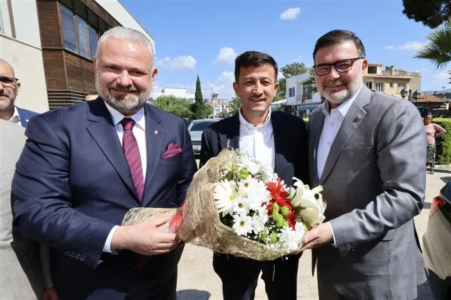 Başkan Pehlivan’a Dağ ve Saygılı’dan Tebrik Ziyareti