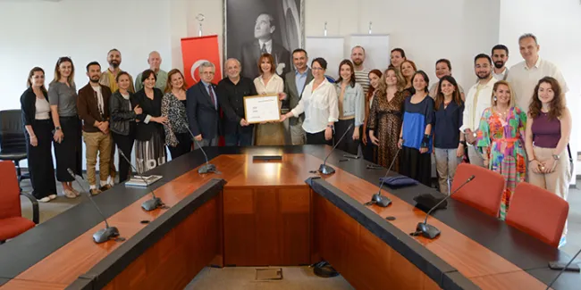 İEÜ Endüstriyel Tasarım Bölümü Tam Akreditasyon Aldı!