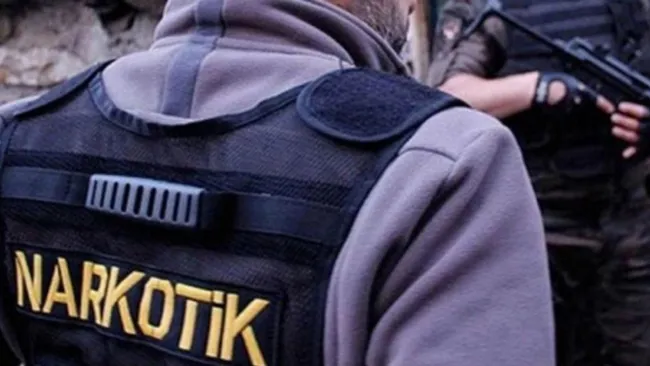 Bayraklı’da Uyuşturucu ve Silah Operasyonu!