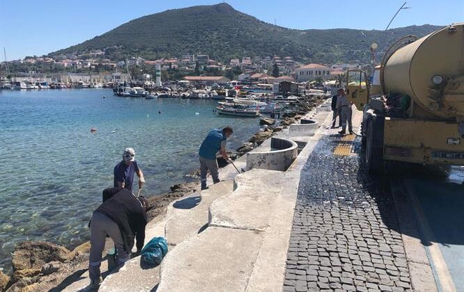 FOÇA’DA ÇEVRE TEMİZLİĞİ