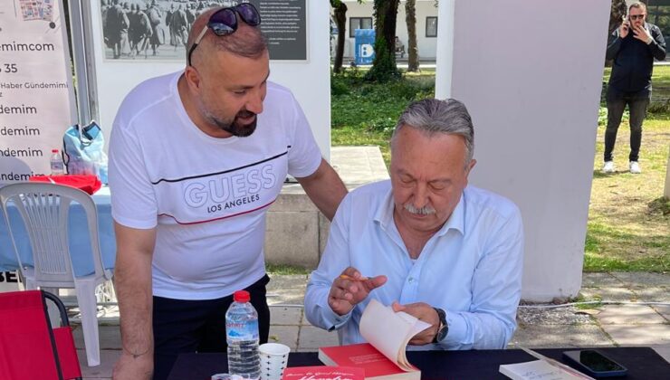 Hukukçu / Psikolog Hızır Haşim Kaya, İzmir Milletvekili Tacettin Bayır’ın İmza Gününde