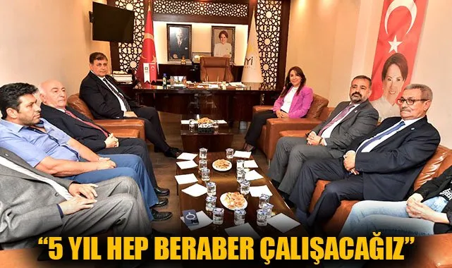 İzmir Büyükşehir Belediye Başkanı Partilerle İletişimde!