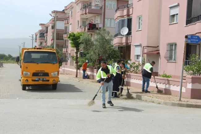 Kent Merkezindeki Park ve Yeşil Alanlarda Çalışmalar Hızlandı