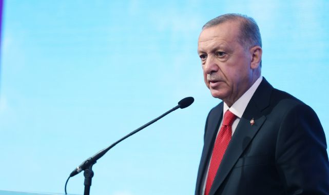Erdoğan: “Yeni Anayasa Yapmak Zorundayız”