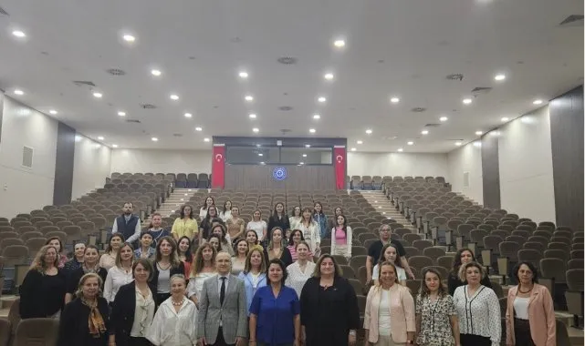 EÜ Hemşirelik Fakültesi’nde Bilimsel Yayın Paneli