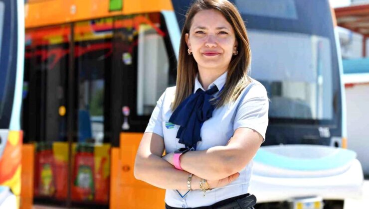 Kadın Vatmanların Büyük Özverisi ve Gurur Dolu Hikayeleri