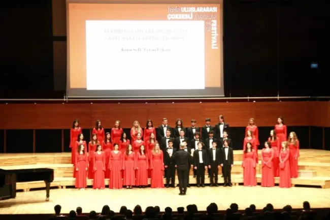 İzmir Uluslararası Çoksesli Korolar Festivali
