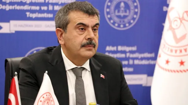 Milli Eğitim Bakanı Yaz Tatilinde Öğretmen Maaşları için Çözüm Arıyor