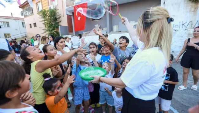 Karşıyaka’da ‘Sokak Senin’ coşkusu başladı