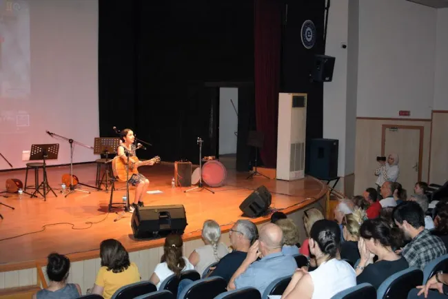 EÜ’de “Farkındalık Konseri” düzenlendi