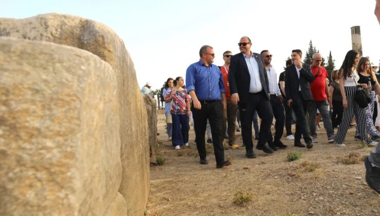 Menderes Belediyesi’nden Klaros’un Tanıtımına Destek