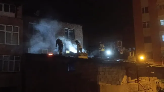 Metruk binada çıkan yangın kontrol altında