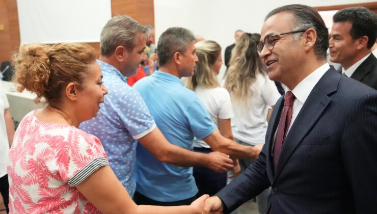 İzmir İl Milli Eğitim Müdürlüğünde Bayramlaşma Heyecanı