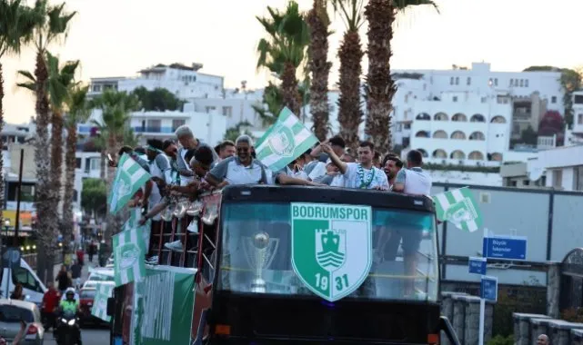 Bodrum FK Süper Lig’e Yükseldi, Meşalelerle Kutlama!