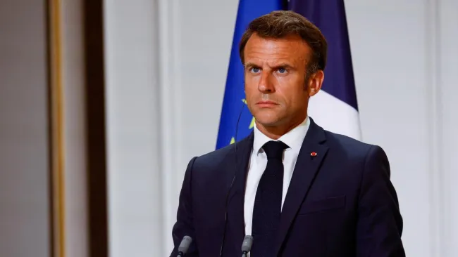 Macron: Fransa’yı iç savaşa sürükleyebilirler!