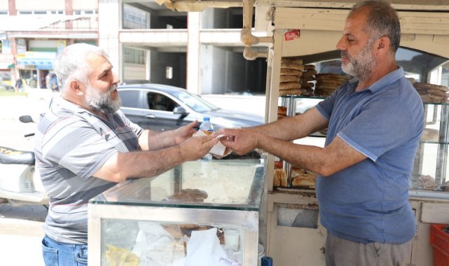 Antakya’da Ünlü Simitçinin Esprili İsmi!