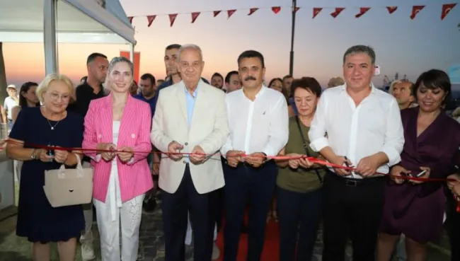 3. Dikili Kitap Günleri “Aydınlık Bir 100 Yıla Doğru Türkiye”  Temasıyla Kapılarını Açtı