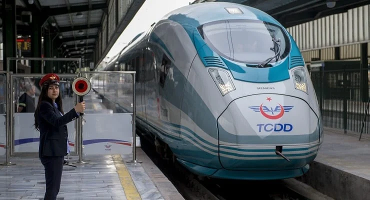 TCDD’nin Hızlı Tren Biletlerine Yüzde 360 Artış!
