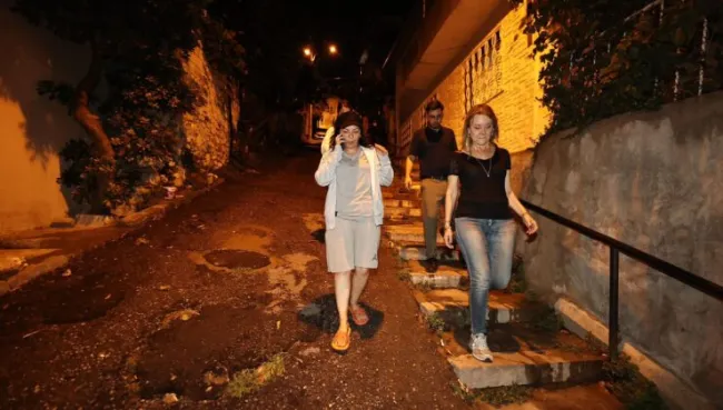 Konak’ta yara sarma mesaisi: Belediye ekipleri tüm imkanlarıyla sahada