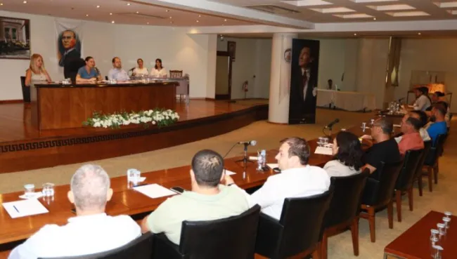 EFES SELÇUK AFETLERE KARŞI BİRLEŞTİ: DAYANIKLI KENT DEKLARASYONU İLAN EDİLDİ