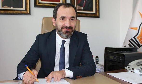 AK Parti İzmir’de Üzücü Kayıp: Özgür Hızal’ın Babası Vefat Etti