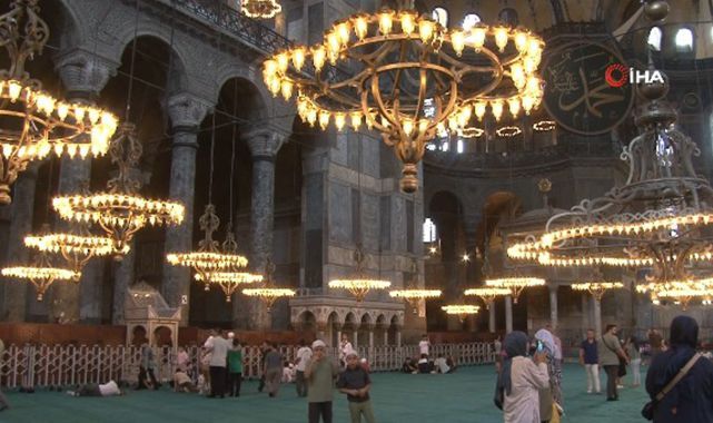 Ayasofya Camii IBadete Açıldı, Tarihi Anı İlk Namaz!