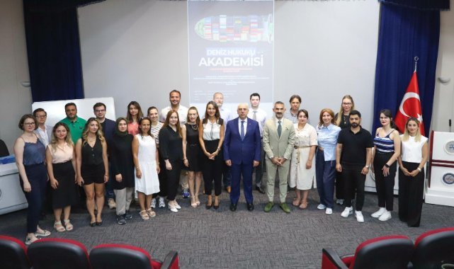 DEÜ’den Deniz Hukuku Akademisi Açıldı!