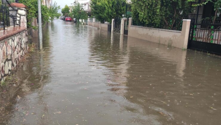 İzmir’de Şiddetli Yağmur Sürprizi!