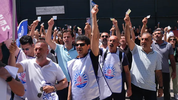 İzmir’de Memur Eylemi Sonlandı!