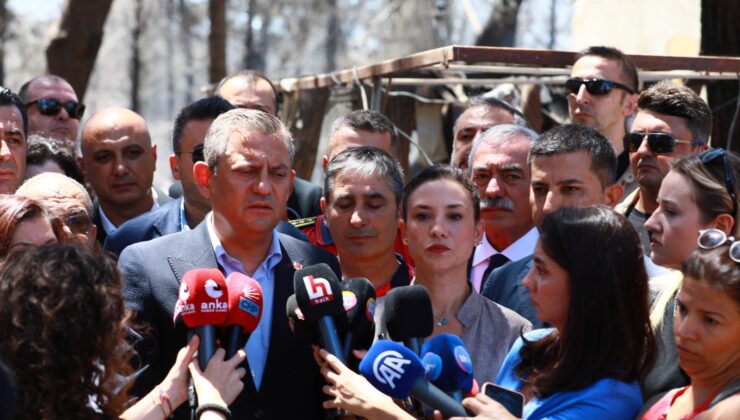 CHP GENEL BAŞKANI ÖZGÜR ÖZEL EFES SELÇUK’TA YANGIN ALANINDA İNCELEMELERDE BULUNDU